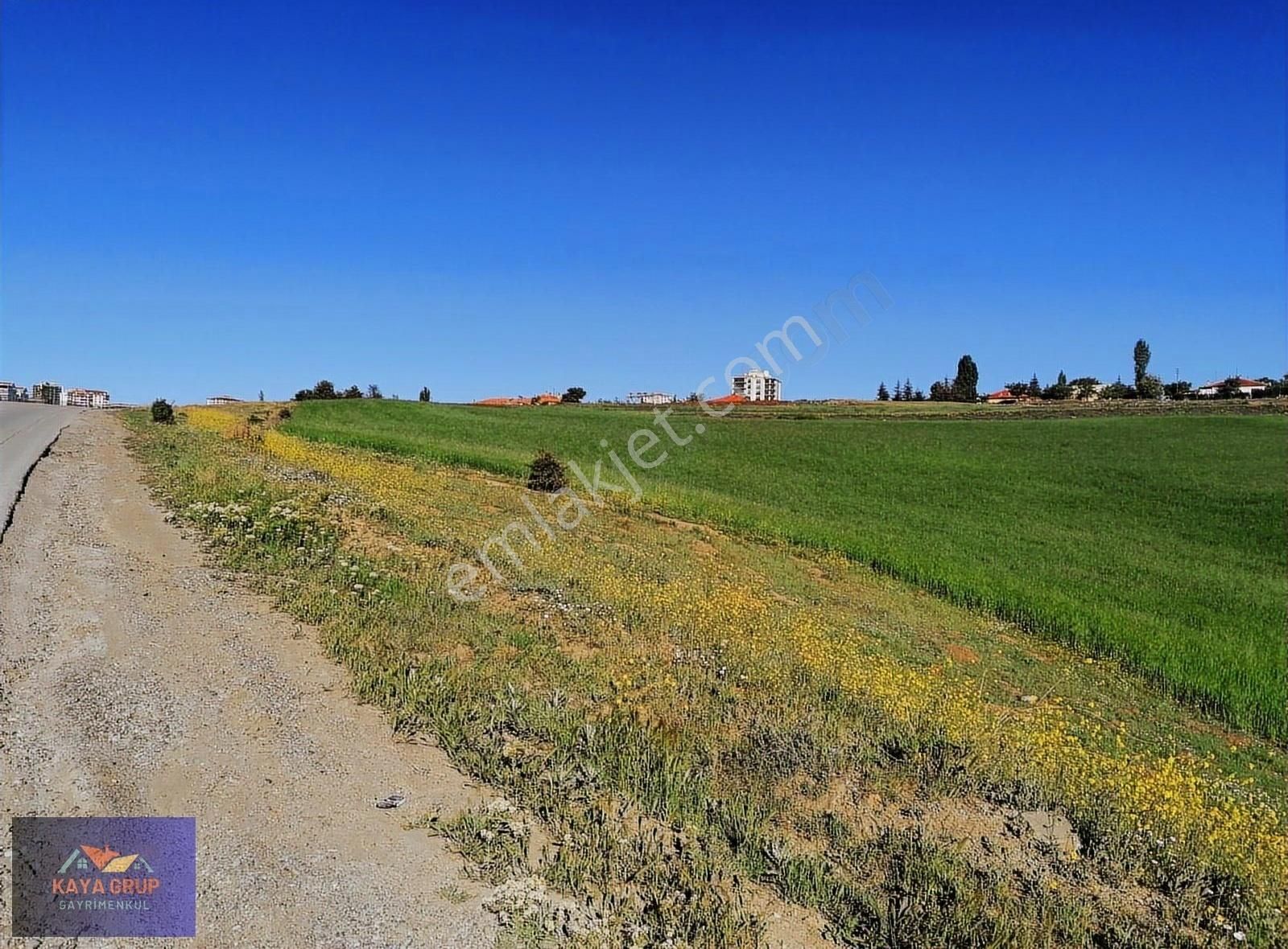 Kıbrıs Cadde Arkası Yapılaşma Dibinde Daire Getirili Arsaaaaaaaa - Görsel 13