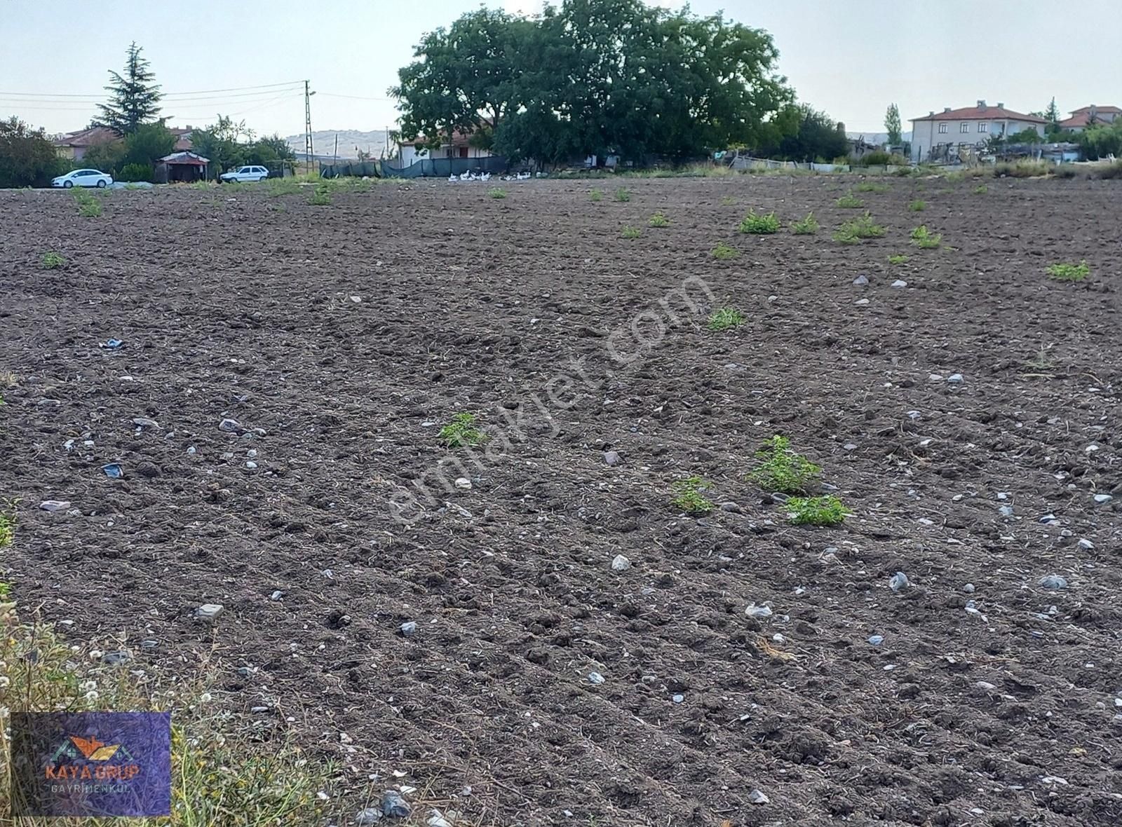 Kıbrıs Cadde Arkası Yapılaşma Dibinde Daire Getirili Arsaaaaaaaa - Görsel 28
