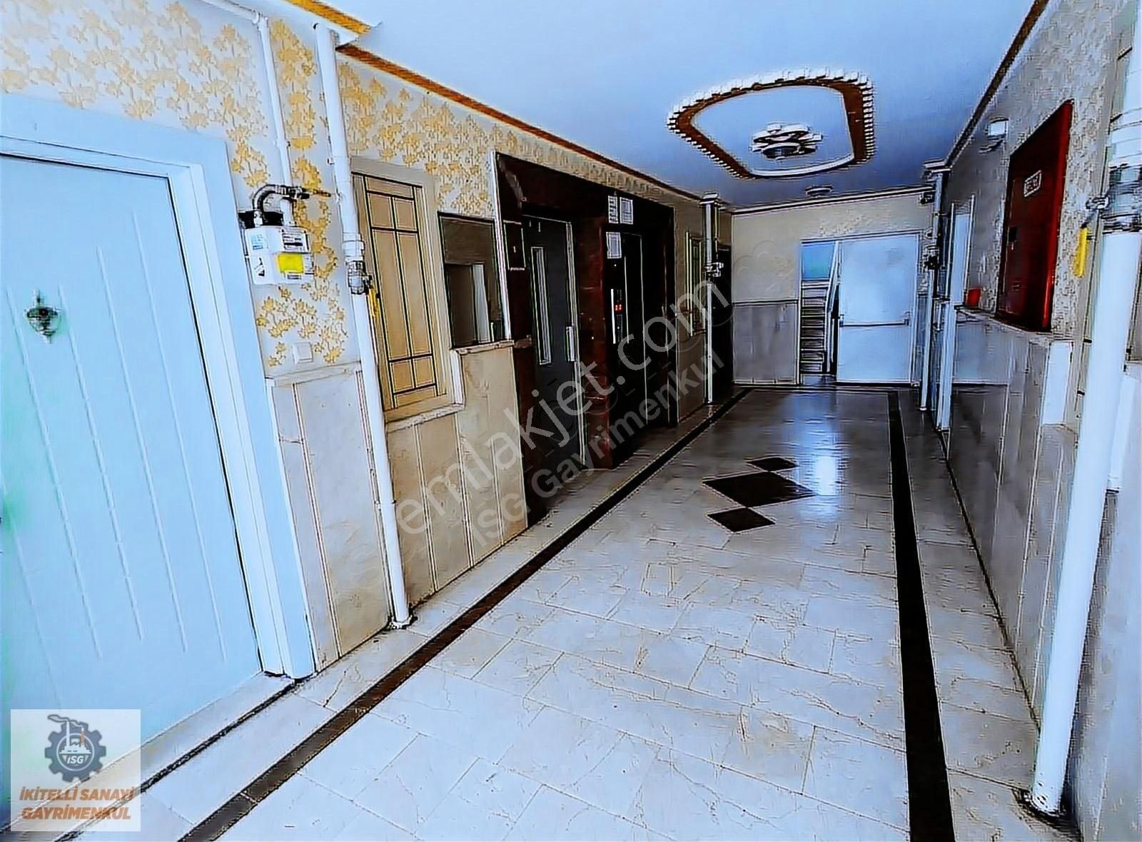 Kiptaş 2 Yenikent Evleri Satılık Boş Göl Cephe 2+1 Daire
