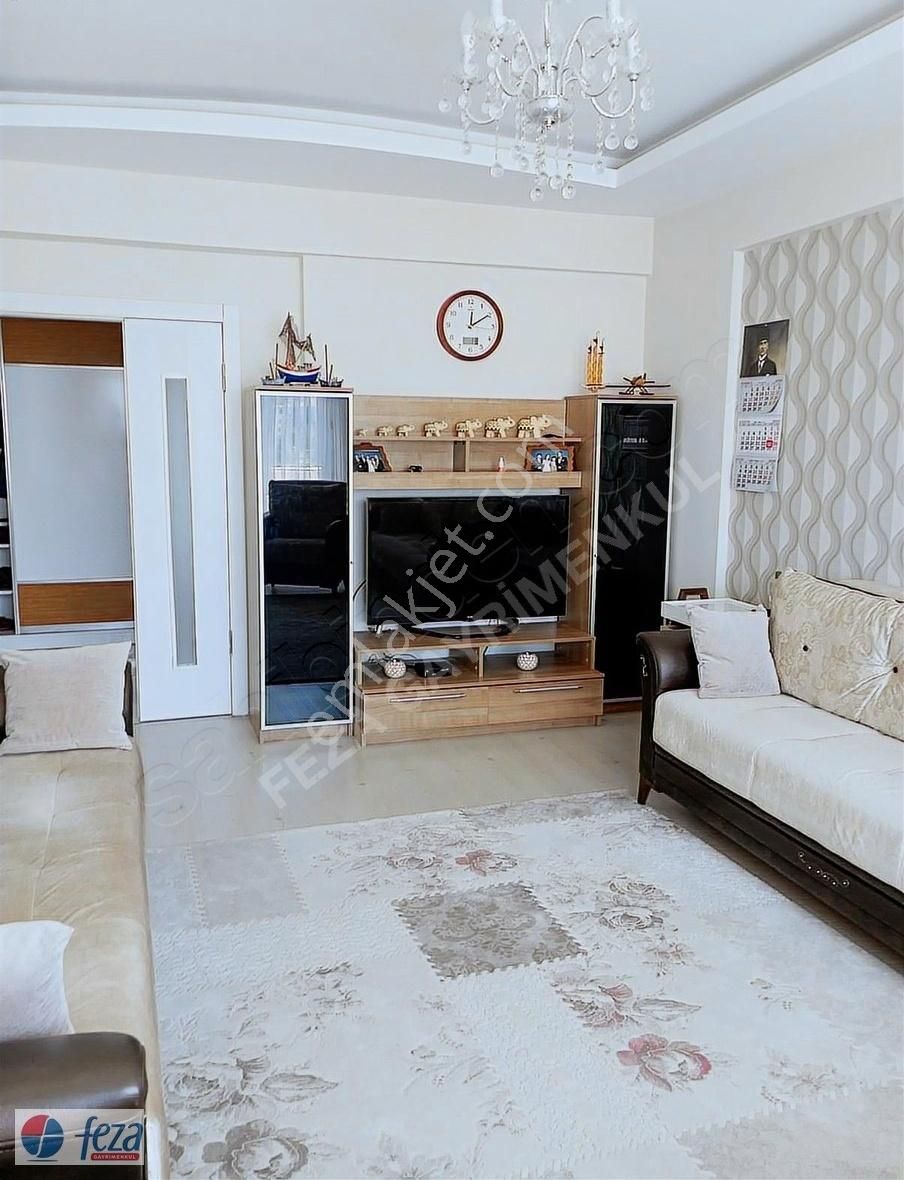Feza/sakarya Mah. Taha Çarım Bulvarı Üzerinde (3+1) Satlık Daire