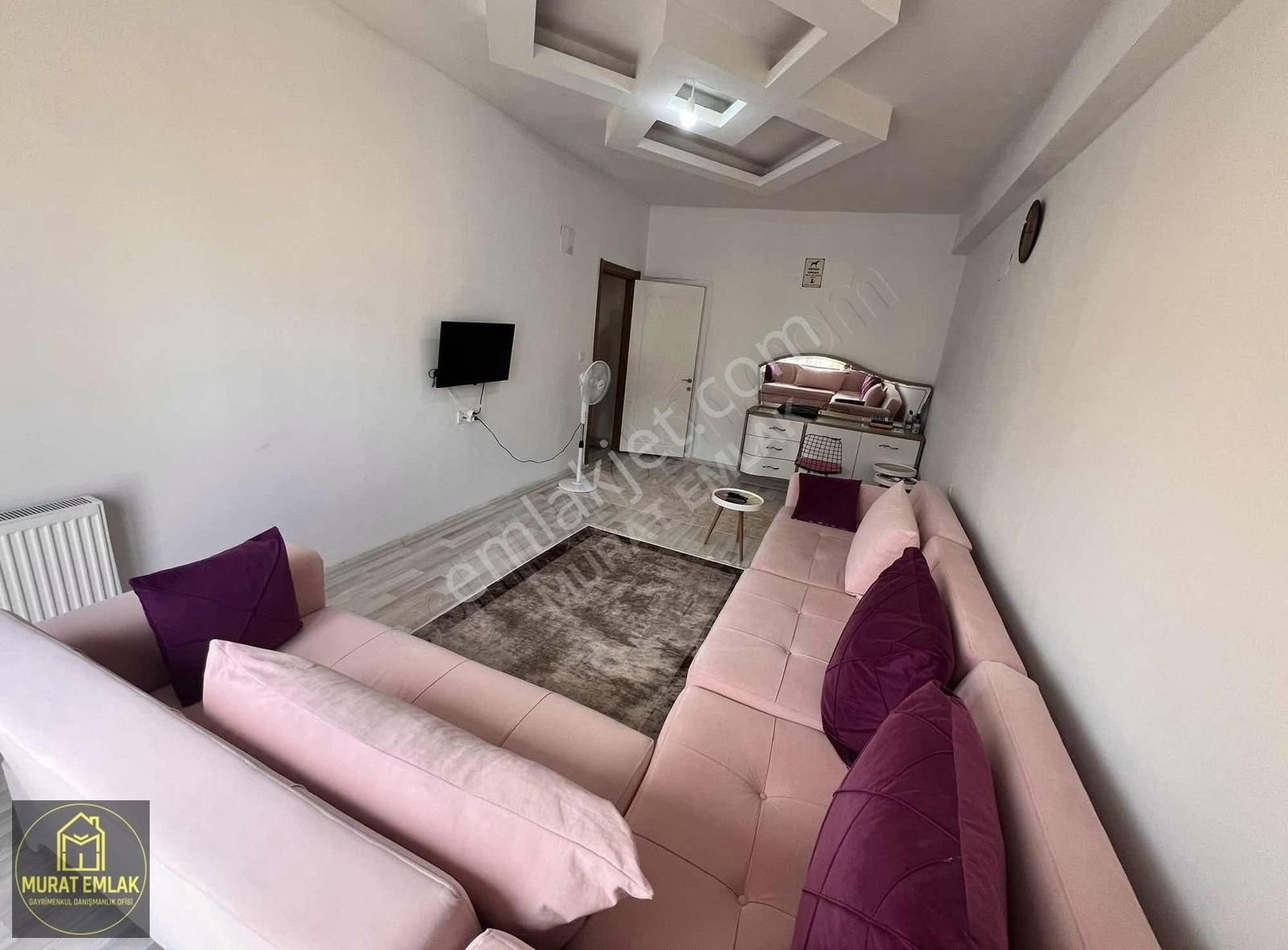 Murat Emlaktan Site İçerisinde Lüks Eşyalı 1+1 Daire Kiralıktır