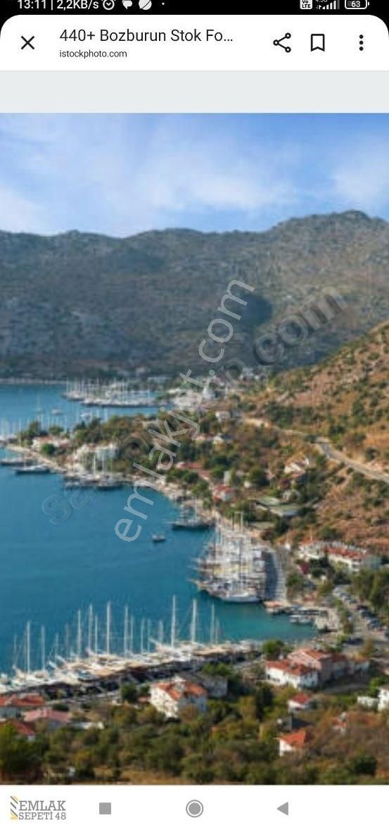 Bozburun Arık Yerinde Satılık Yola Cepheli Tarla.
