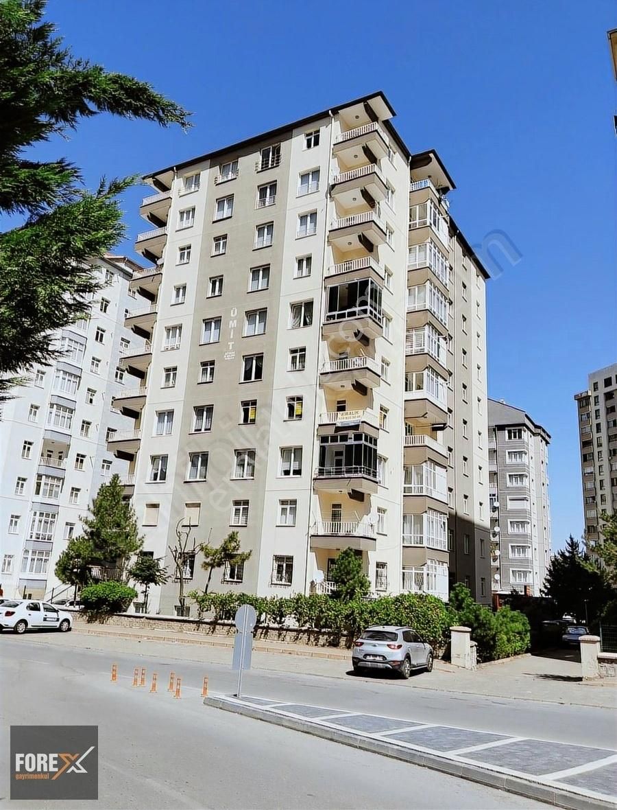 Talas Bahçelievlerde Cadde Üzeri Önü Açık Kiralık 3+1 Daire