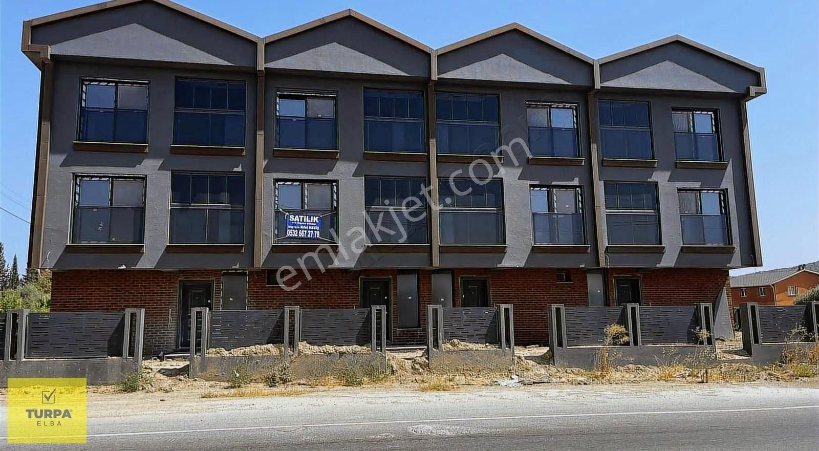 Karakuyuda 4+1 Triplex Villa Bağımsız Bahçeli & Teraslı