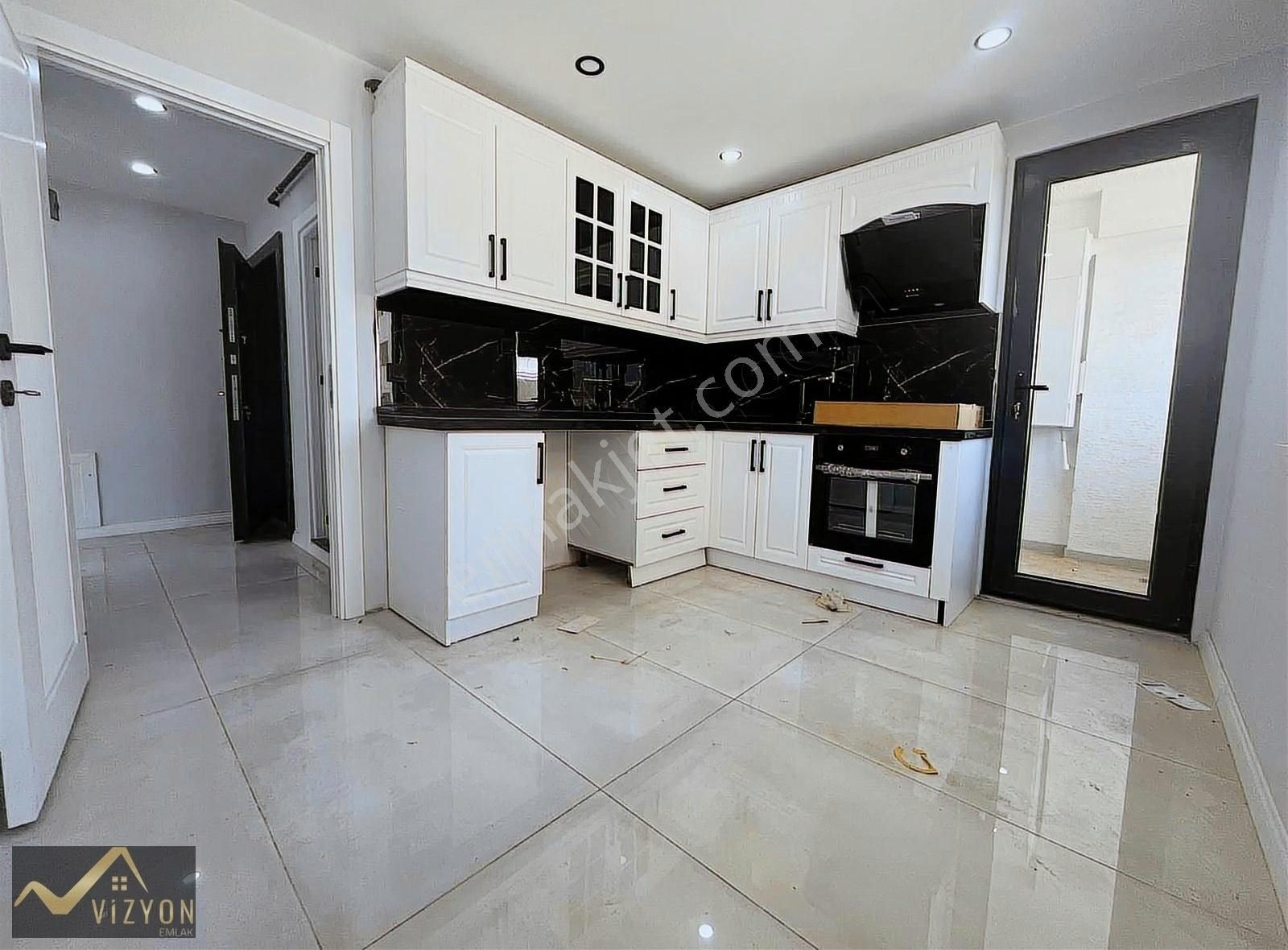 Vizyon Emlak'tan Bayramoğlunda 2+1 Ara Kat Daire 4100000 Tl - Görsel 15