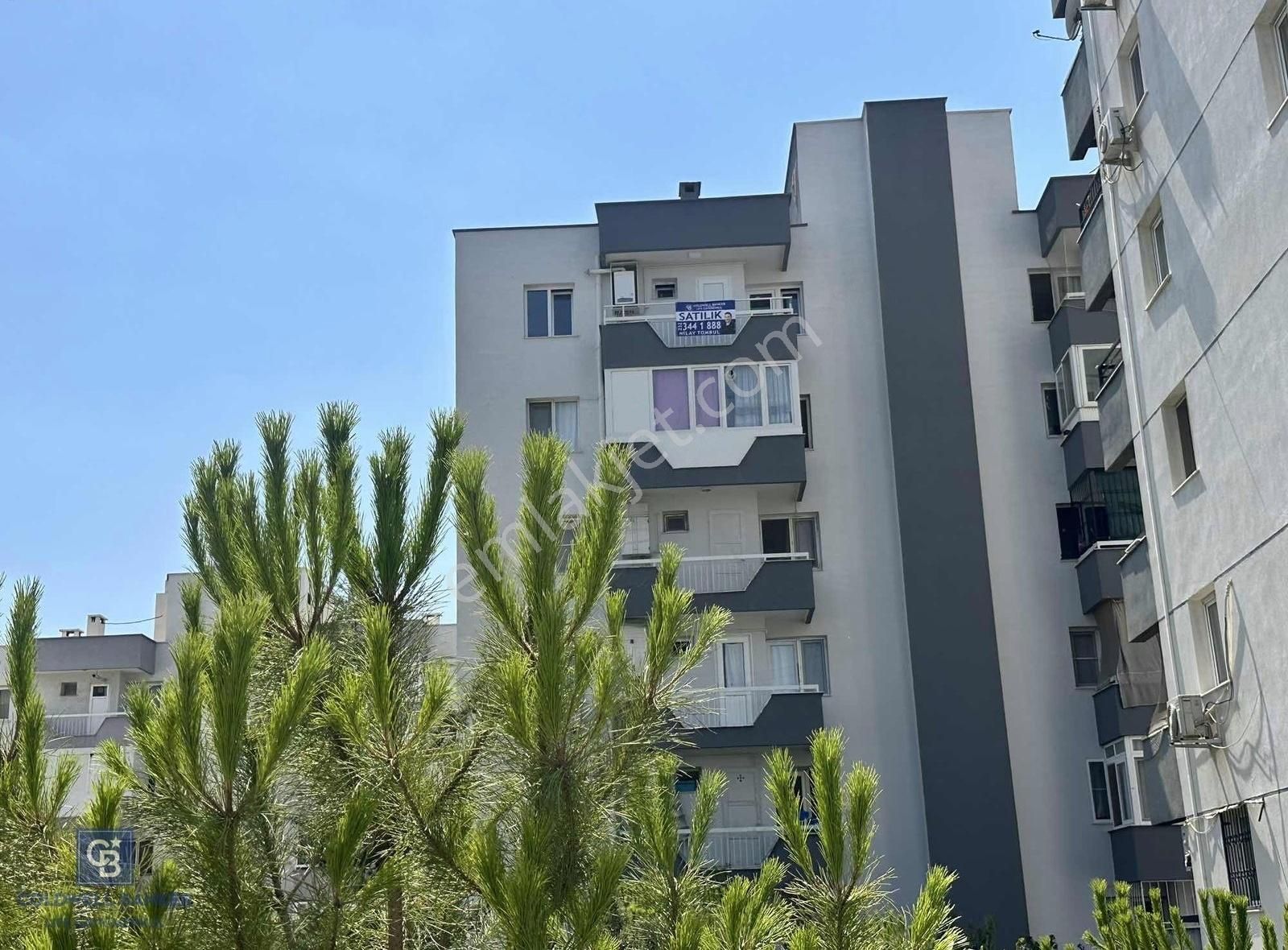 Egekent 2 İzban Yakını İçi Yenilenmiş Satılık 3+1 Daire