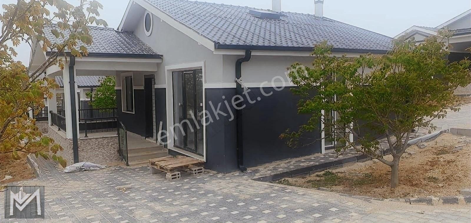 Asfalt Yola Cephe 1+1 Ve 2+1 Betonarme 400m² Bahçeli Evler! - Görsel 30