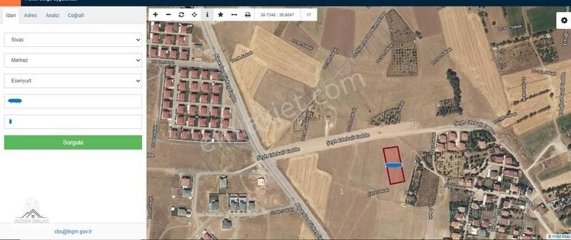 Aksan Emlak'tan Esenyurt Mah. 4 Villalık Cadde Üzeri Arsa!