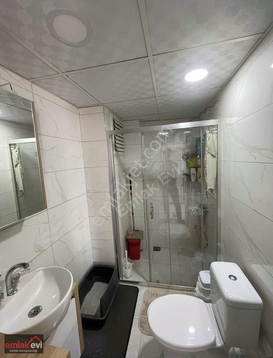 Emlak Evi'nden Merkezi Konumda 1+1 Kombili Teraslı Daire - Görsel 10