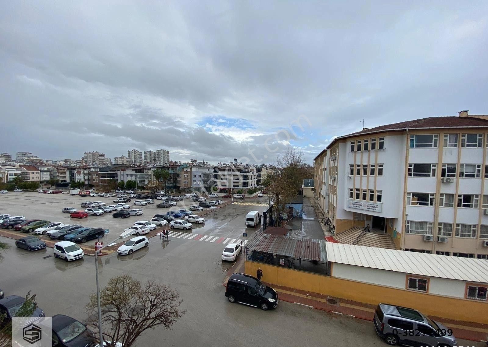 Lara Fener'de Terra City Yakını 3+1 Ön Cephe Dublex