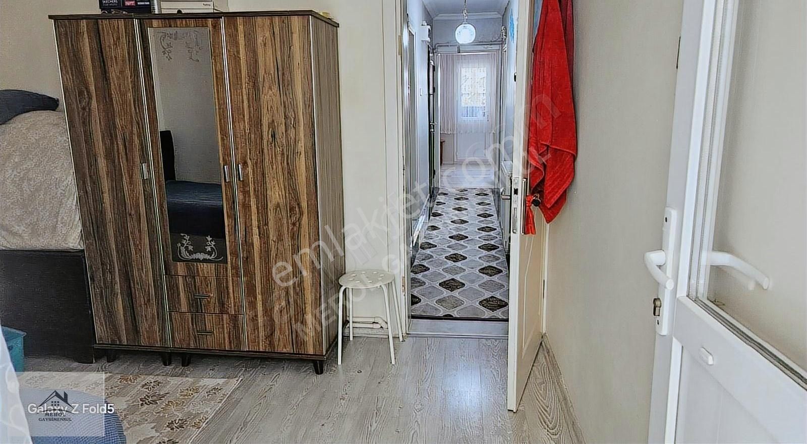 Bornova Kızılay Mahallesi'nde Satılık 2+1 Bahçeli Ev - Görsel 2