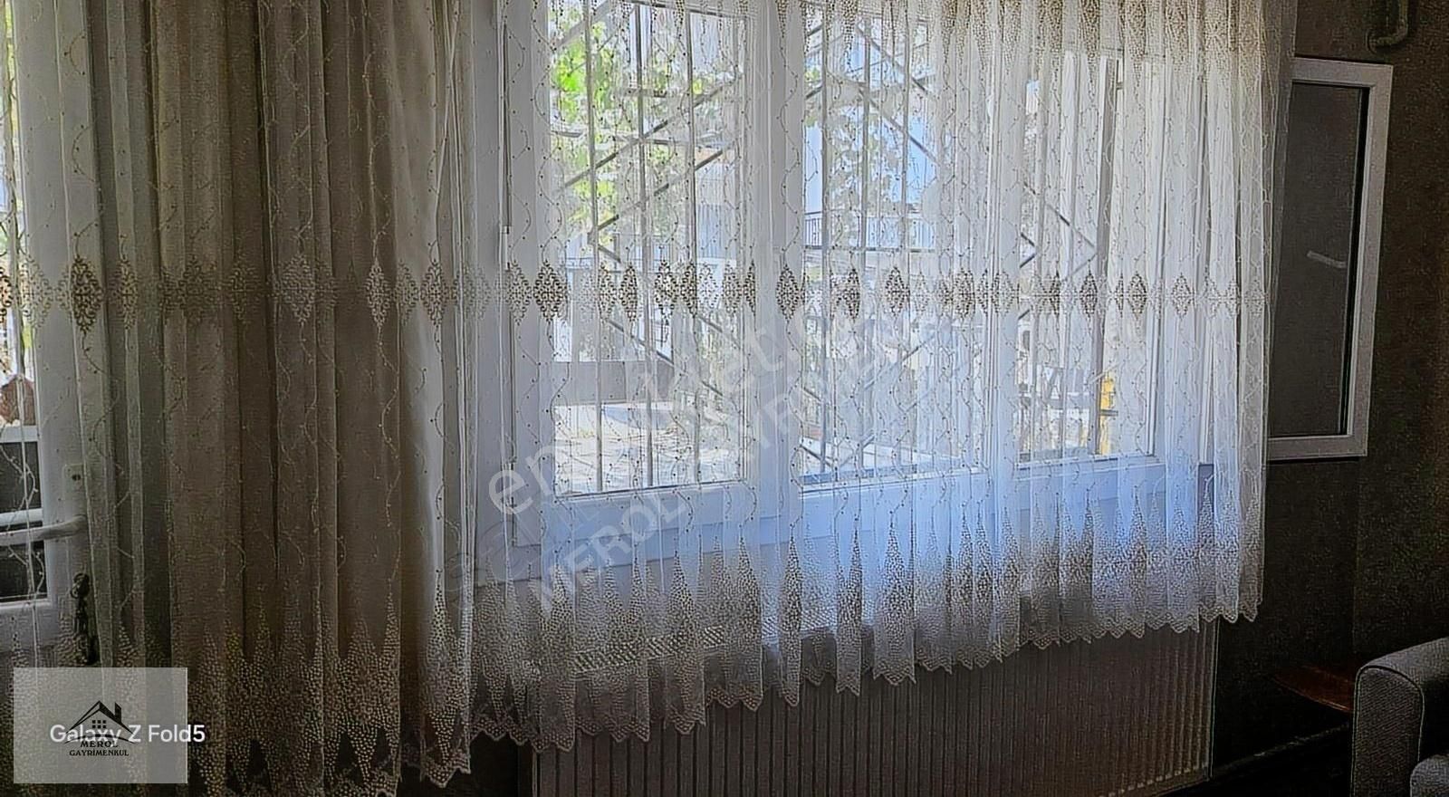 Bornova Kızılay Mahallesi'nde Satılık 2+1 Bahçeli Ev - Görsel 19