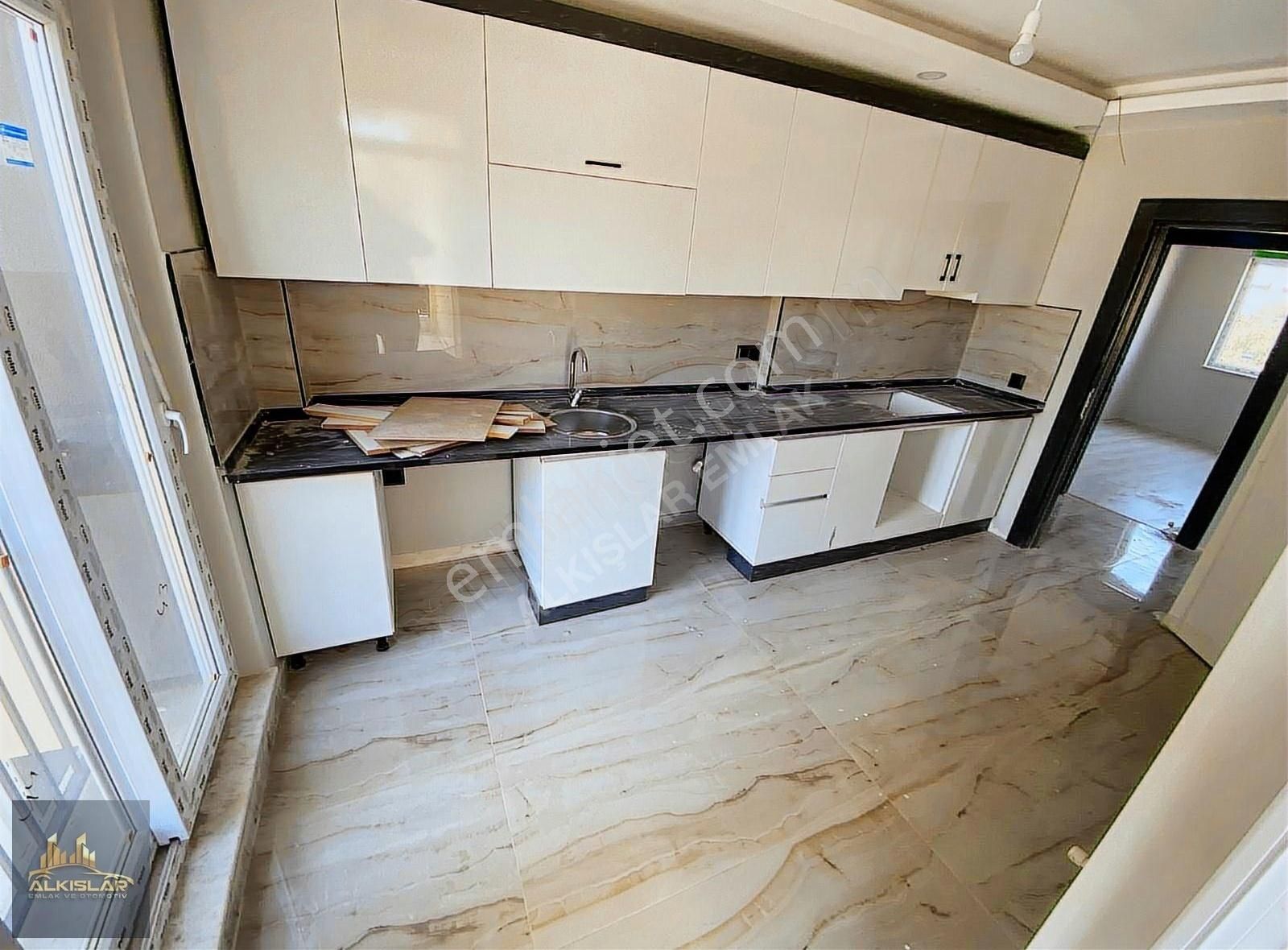 Habibler Mh Tramvaya 800 Metre 2+1 1. Kat 100 M² Sıfır Daire