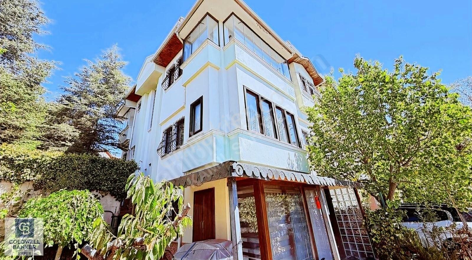Doğayla İç İçe , Türkkonut'ta Harika Lokasyon Harika Yapı Villa