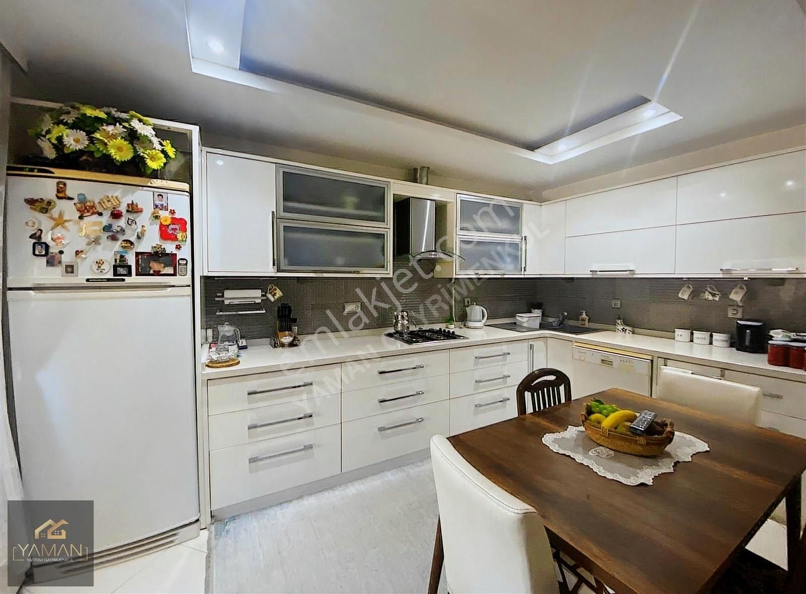 Akhisar Atlıhan Villaları'nda Satılık 3+1 Tripleks Villa. - Görsel 18