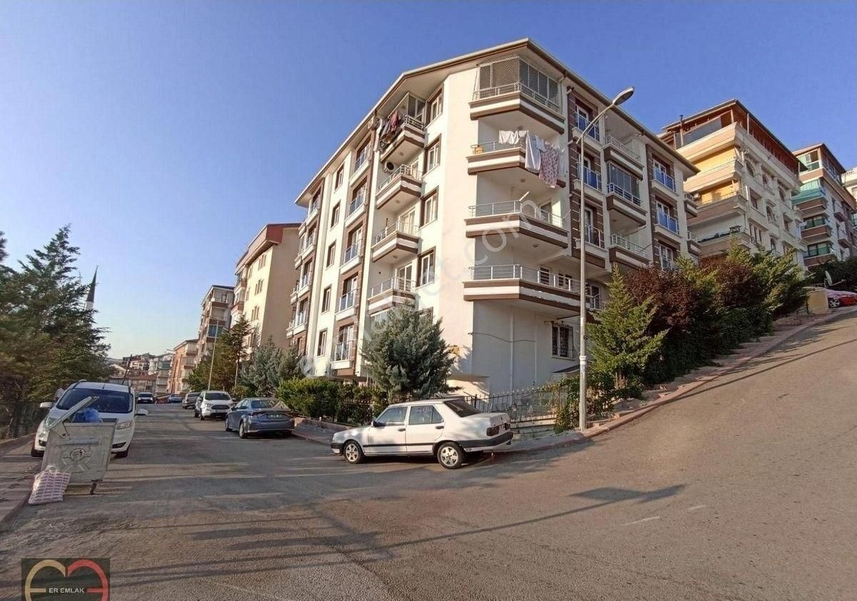 Atapark'ta Aşık Veysel Paraleli Ara Katta Asansörlü Kiralık 3+1