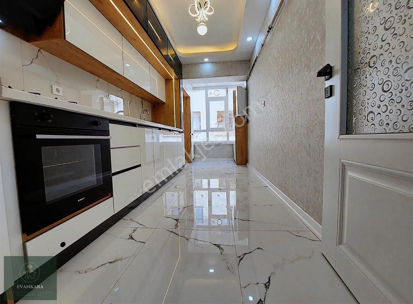 Ev Ankara Gayrimenkul Den Piyade Mah Ful Yapılı Daire