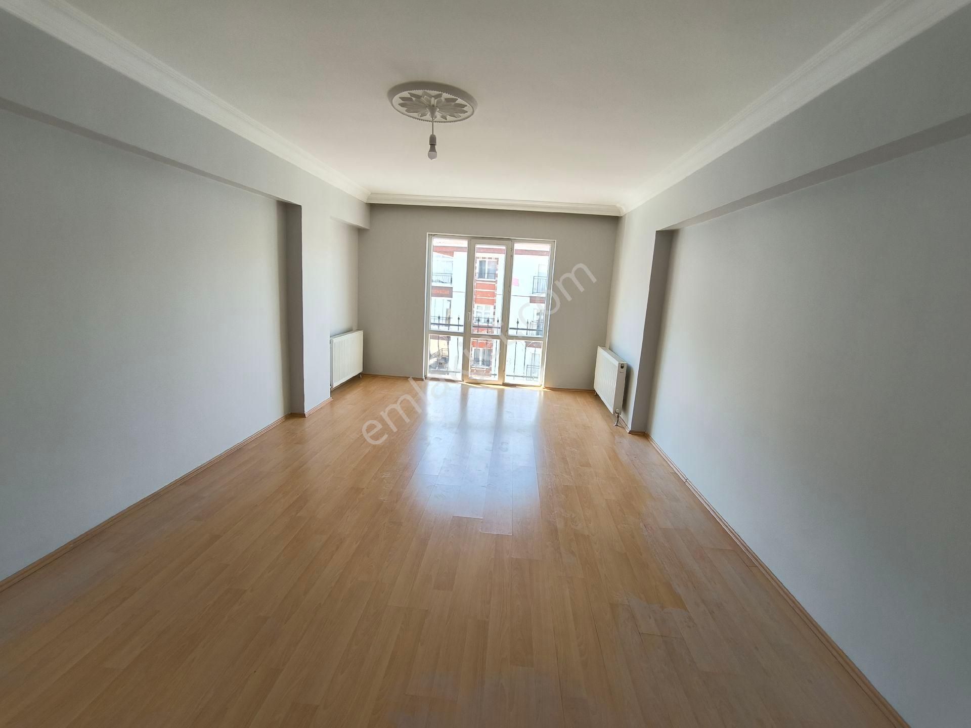 Bağlıca 2 Alsancak Mah. Merkezi Konumda Yapılı Temiz Ferah 2+1 Kiralık