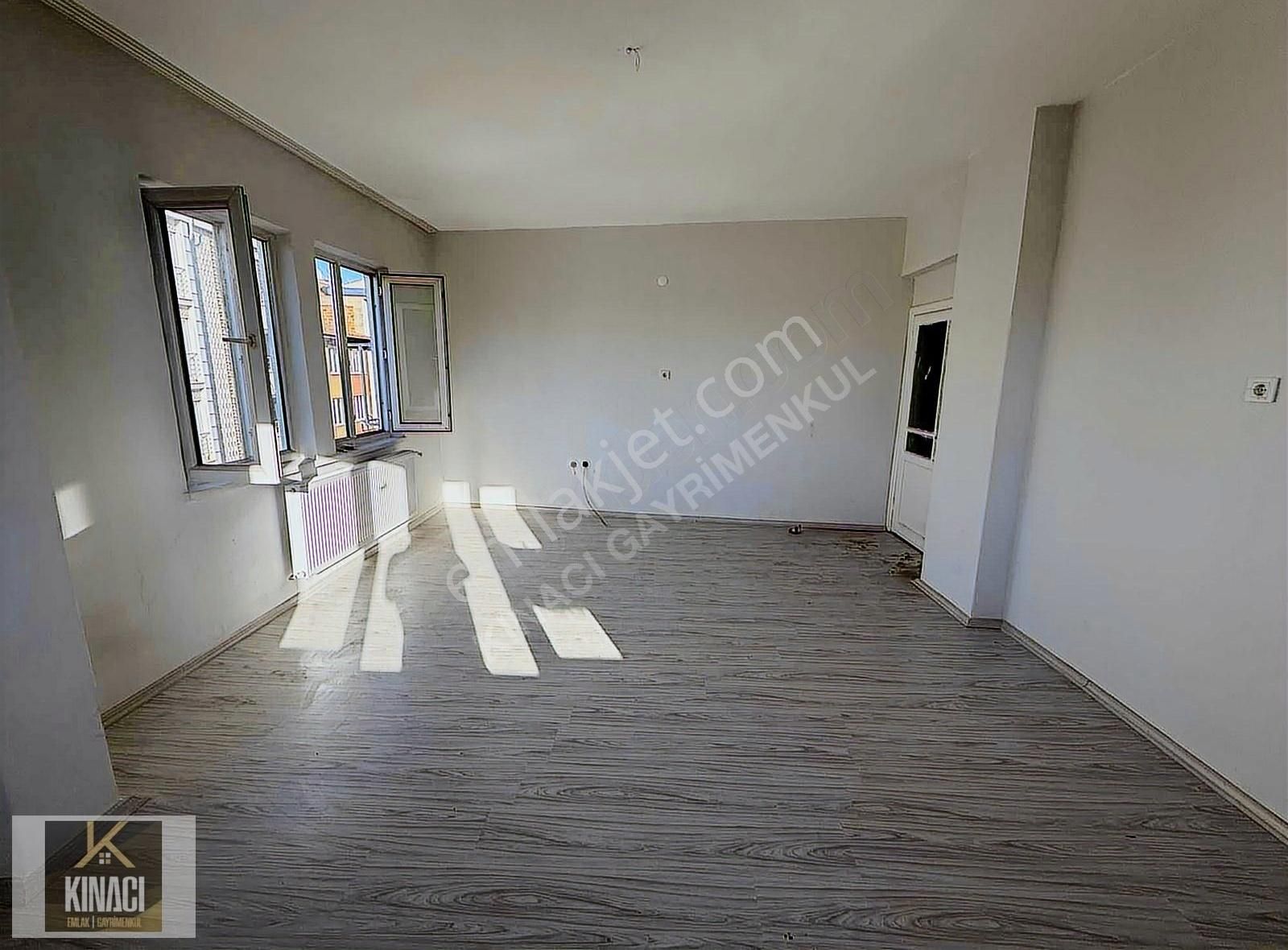 Tugay Kınacı'dan Koyunoğlun Da Kiralık 3+1 Daire