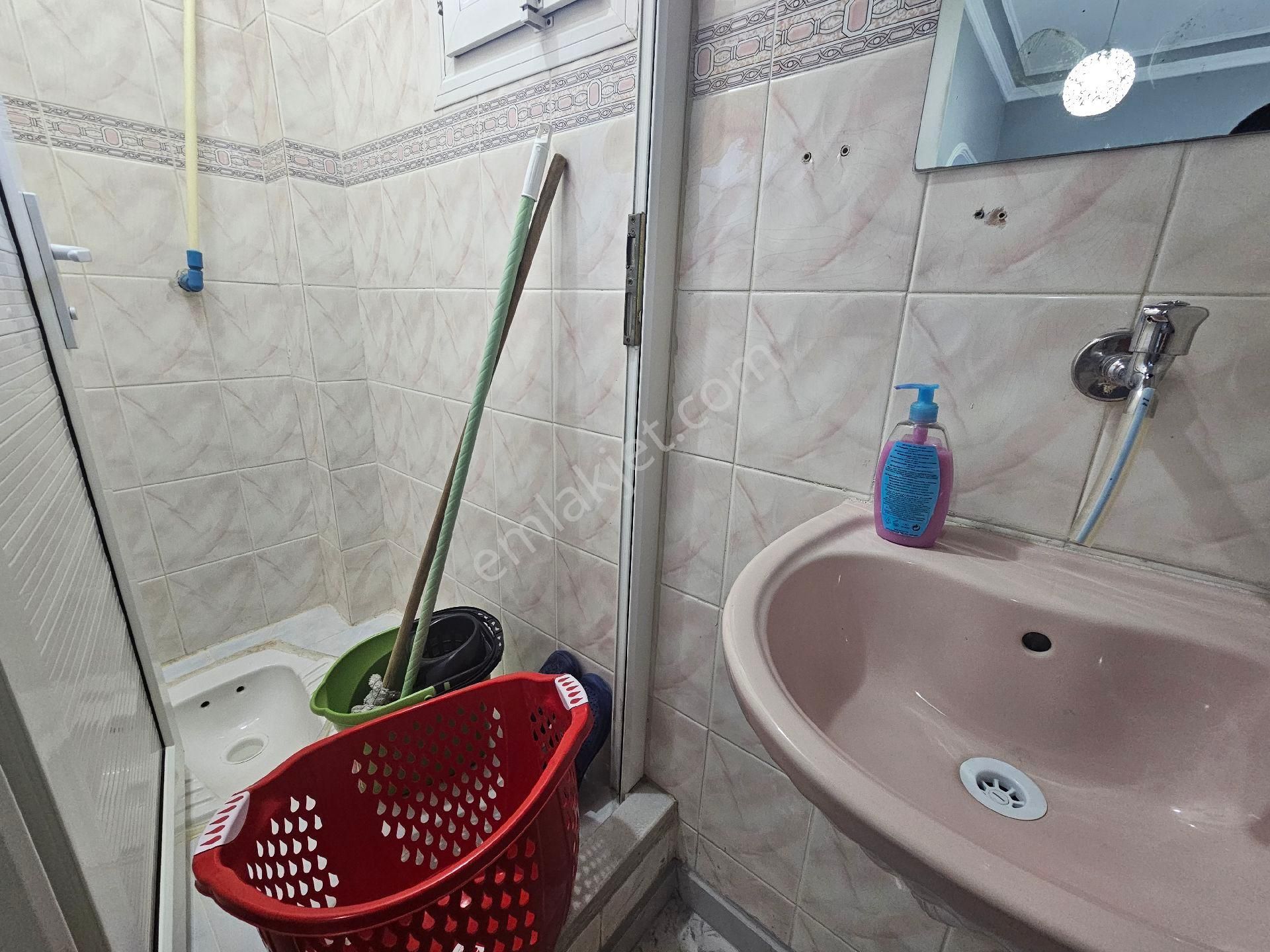 Seyhan Da Meydan Mh 100 Mt 3 Katlı Müstakil Ev Köşe Başı Full Yapılı - Görsel 11