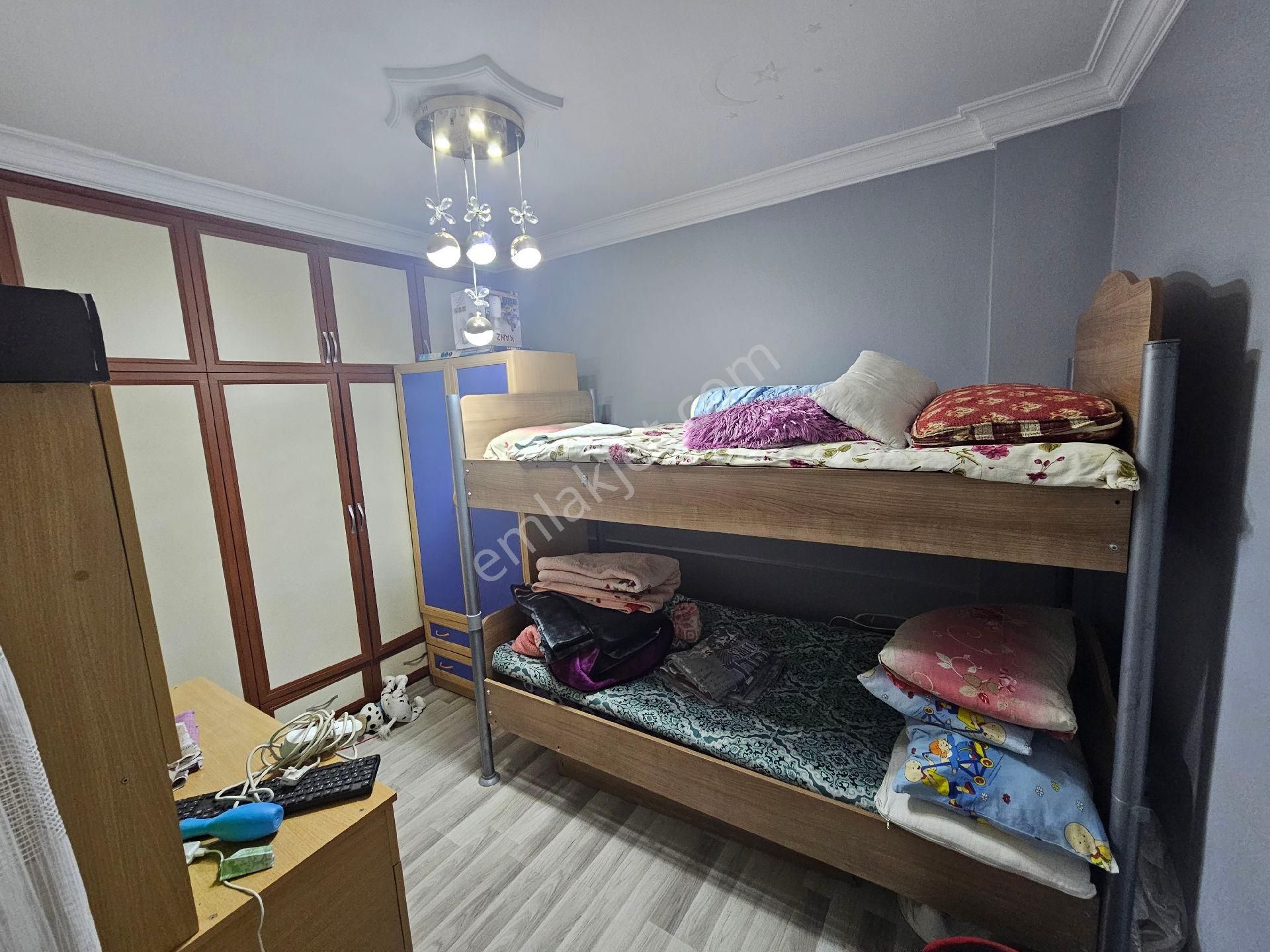 Seyhan Da Meydan Mh 100 Mt 3 Katlı Müstakil Ev Köşe Başı Full Yapılı - Görsel 22