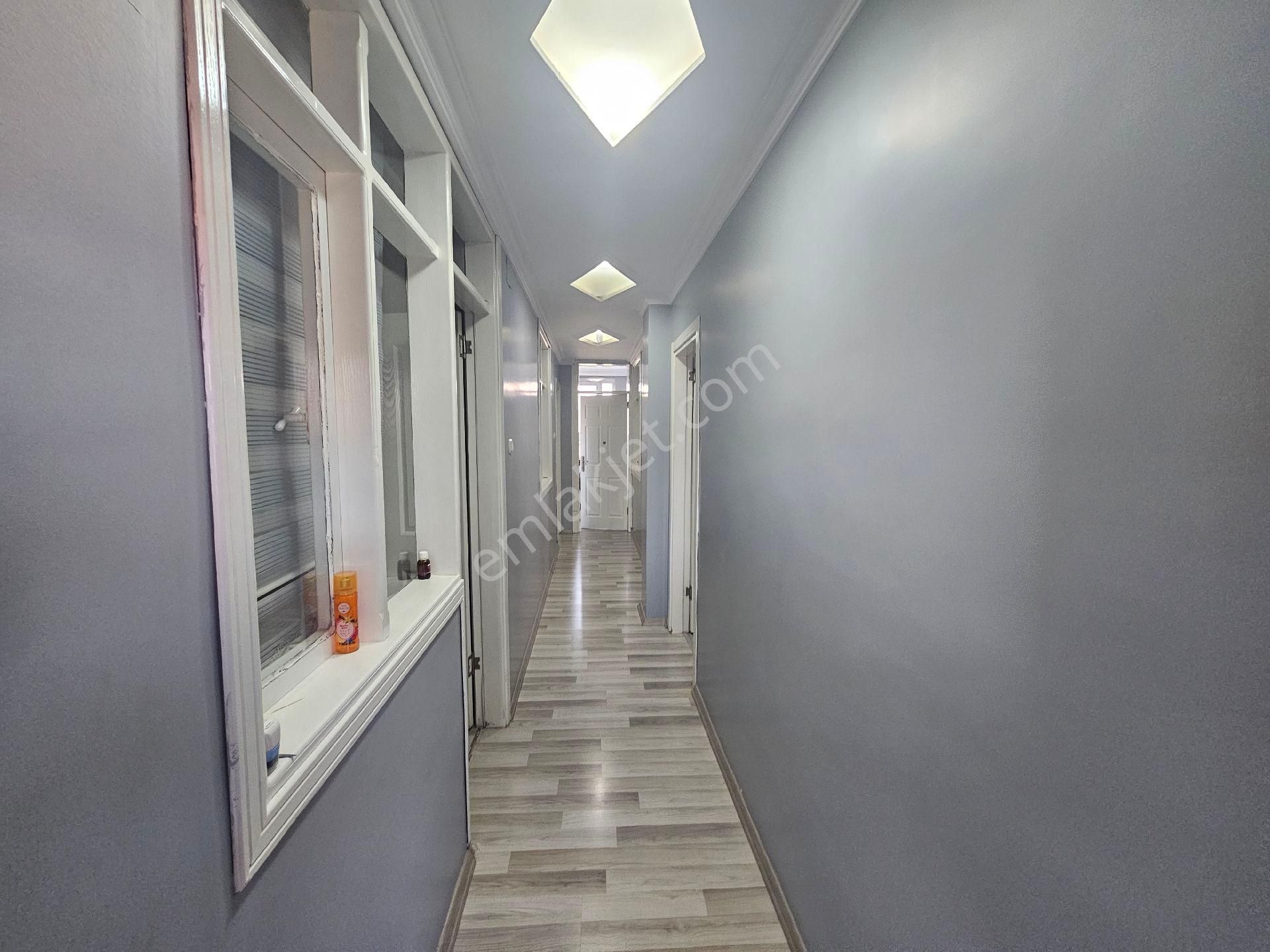 Seyhan Da Meydan Mh 100 Mt 3 Katlı Müstakil Ev Köşe Başı Full Yapılı - Görsel 19