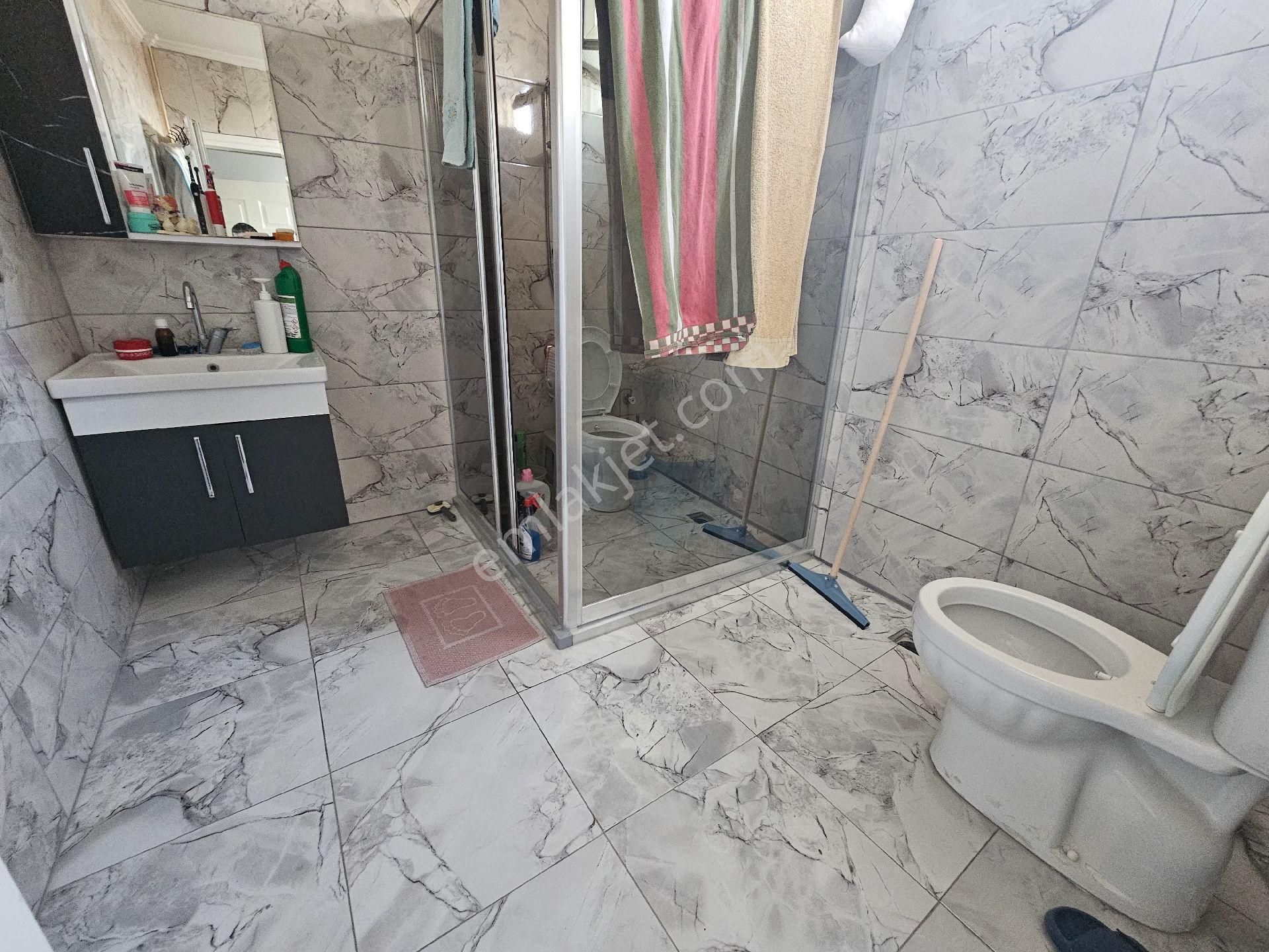 Seyhan Da Meydan Mh 100 Mt 3 Katlı Müstakil Ev Köşe Başı Full Yapılı - Görsel 5