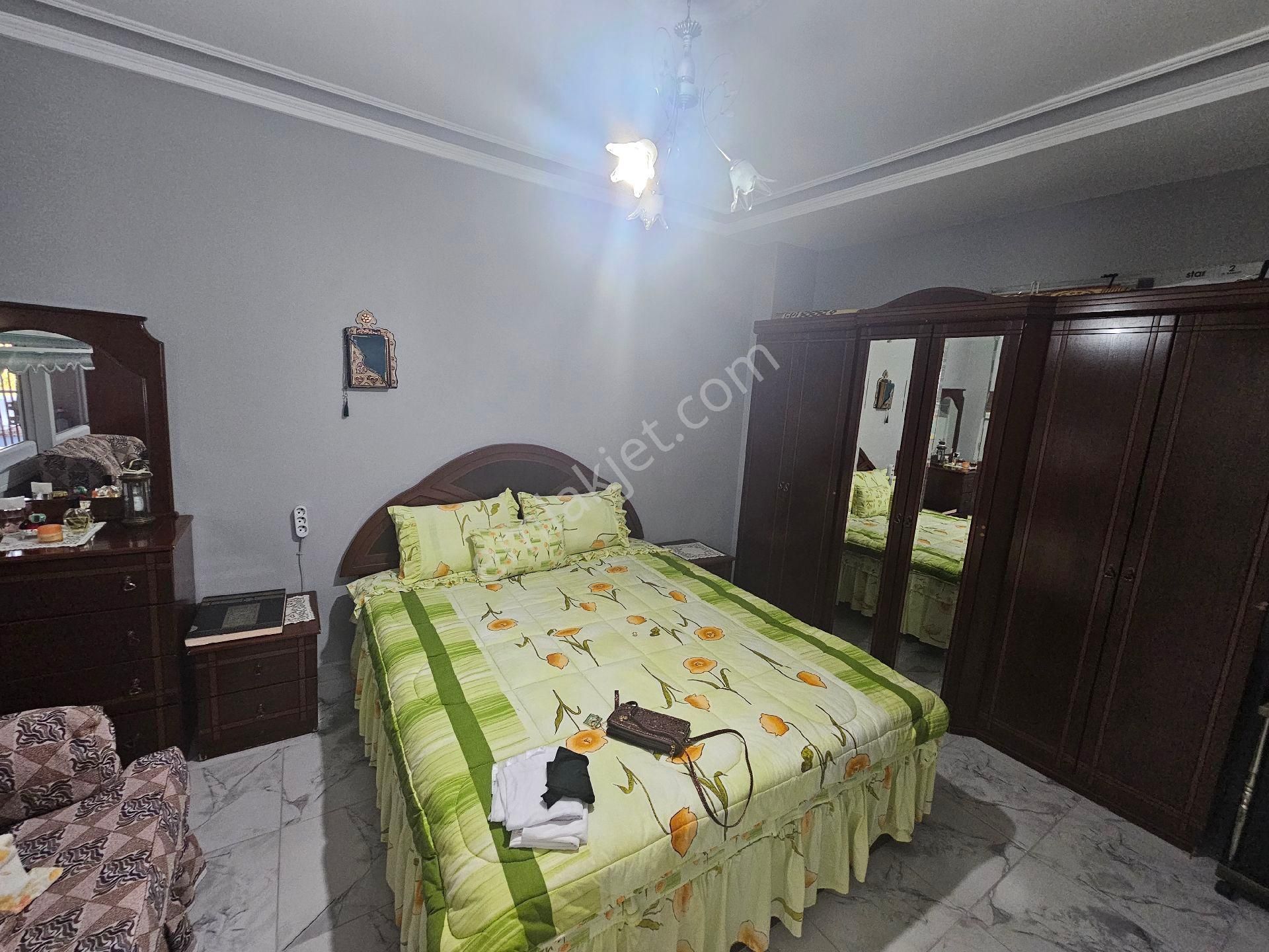 Seyhan Da Meydan Mh 100 Mt 3 Katlı Müstakil Ev Köşe Başı Full Yapılı - Görsel 10