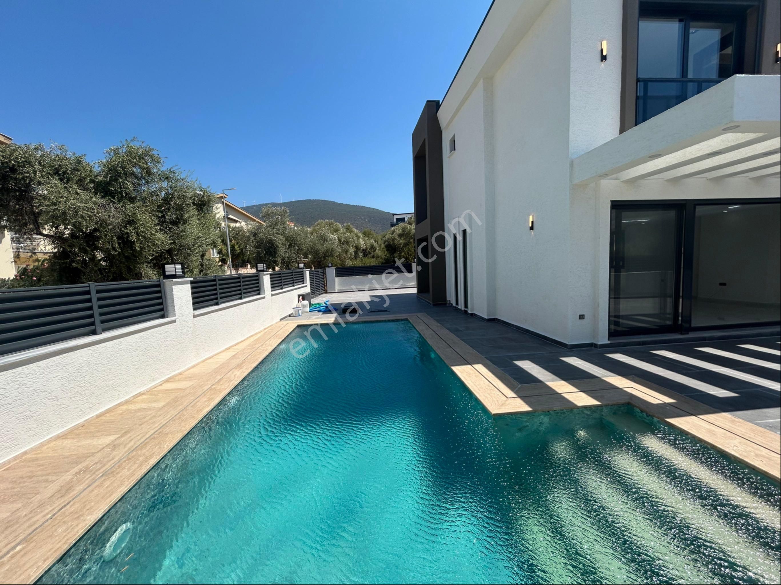 Didim Akbükte Deniz Manzaralı Villa - Görsel 9