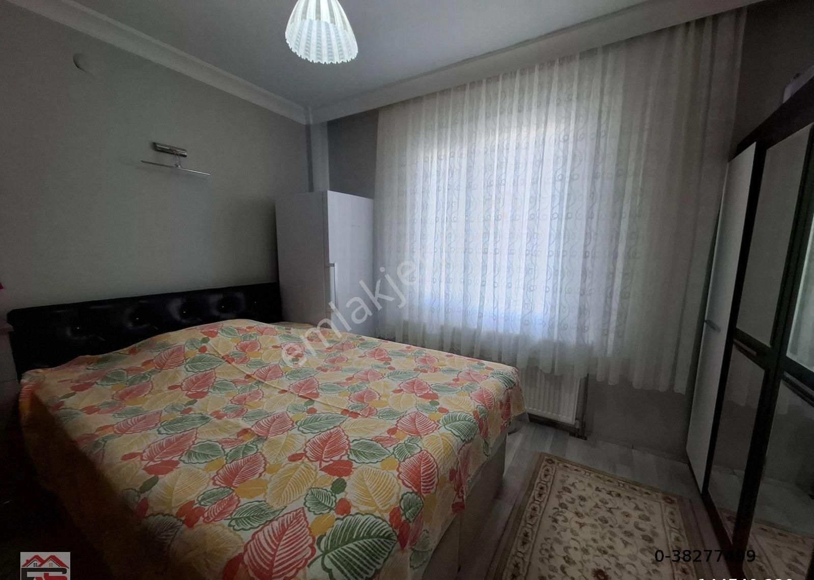 Akhisar Atatürk Gölet Manzaralı Fahri Sertel Emlaktan Satılık 3+1 - Görsel 7