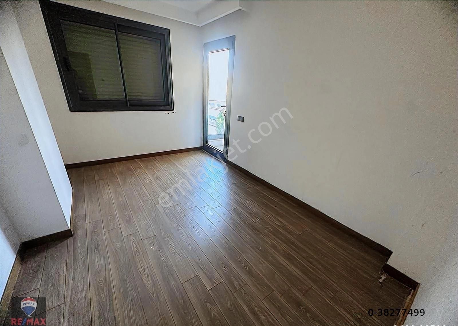 Çiğlı Ataşehir Kaşarcı Sitesi 2+1 Daire