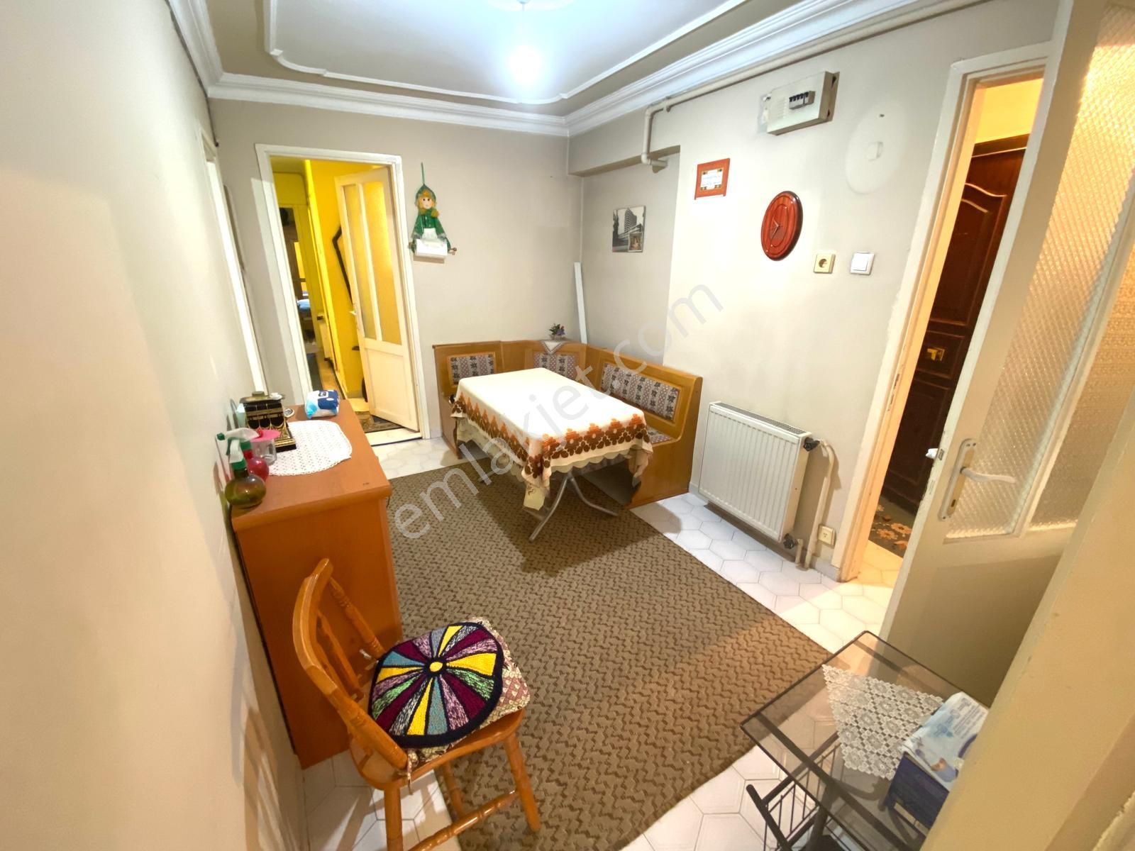 Osmangazi Muradiye Beşikçiler Caddede 3,5+1 Ara Kat Daire - Görsel 4