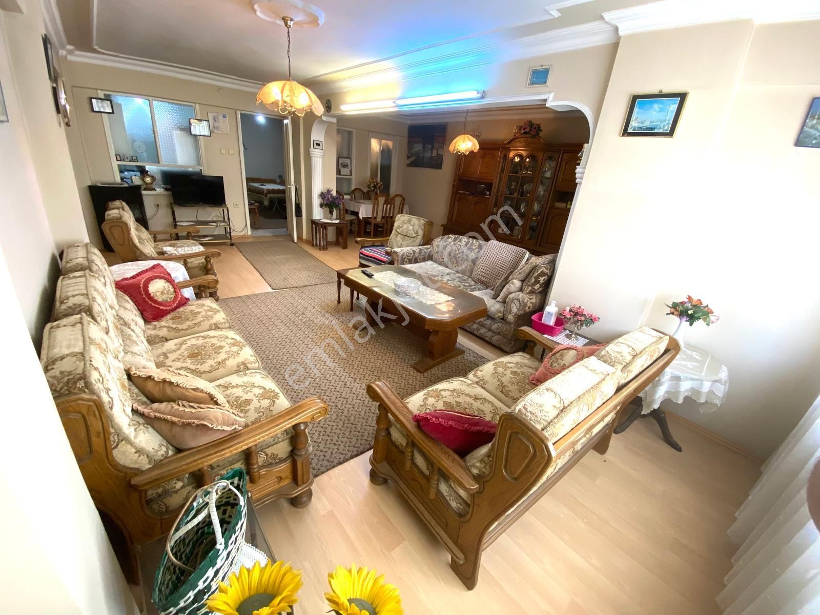 Osmangazi Muradiye Beşikçiler Caddede 3,5+1 Ara Kat Daire - Görsel 2