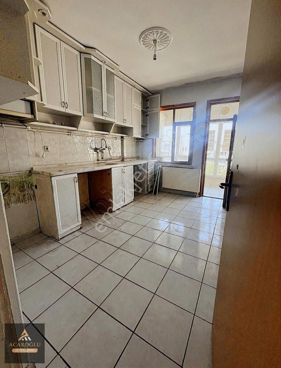 Kosova Mahallesi Satılık 3+1 Bakımlı Kombili Daire
