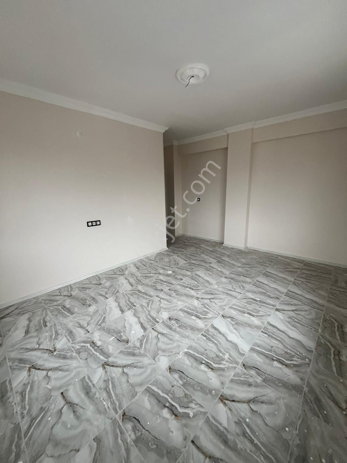 Afyon Üçok Emlaktan Mareşalde Sıfır 2+1 Lüx Satılık Daireler - Görsel 11