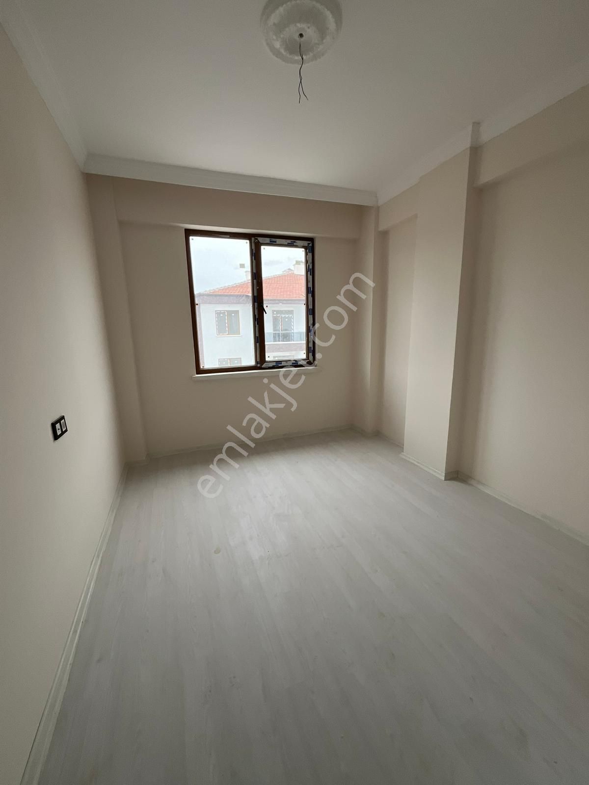 Afyon Üçok Emlaktan Mareşalde Sıfır 2+1 Lüx Satılık Daireler - Görsel 8