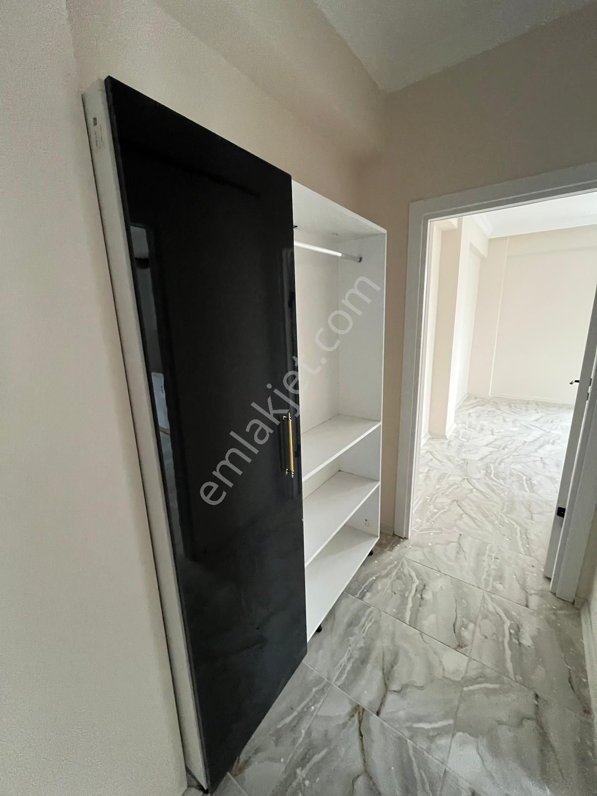 Afyon Üçok Emlaktan Mareşalde Sıfır 2+1 Lüx Satılık Daireler - Görsel 4