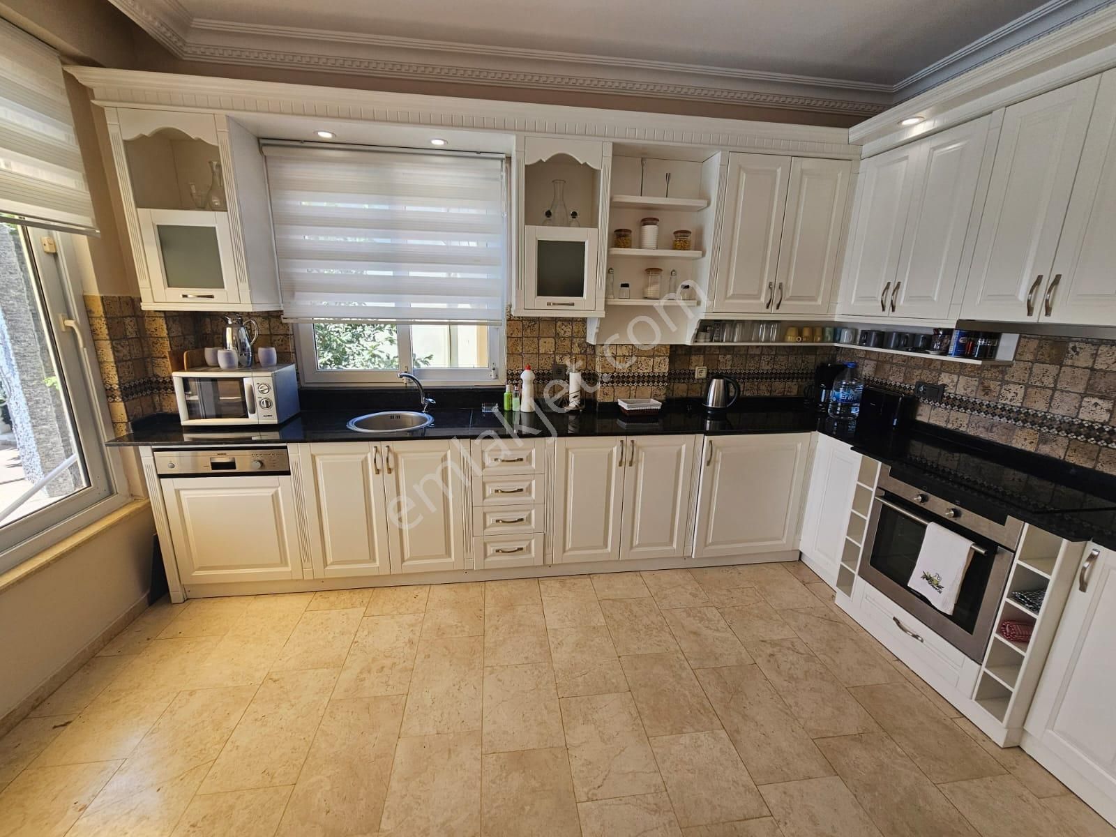 Alanya Kargıcak Mah.full Eşyalı Satılık 3+1 Villa - Görsel 13