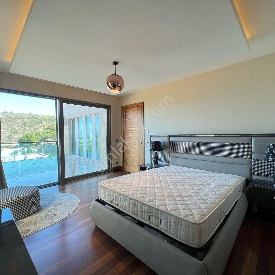 Bodrum Torba’da 1 Dönüm Arsa İçinde 6+1 Satılık Müstakil Villa - Görsel 17