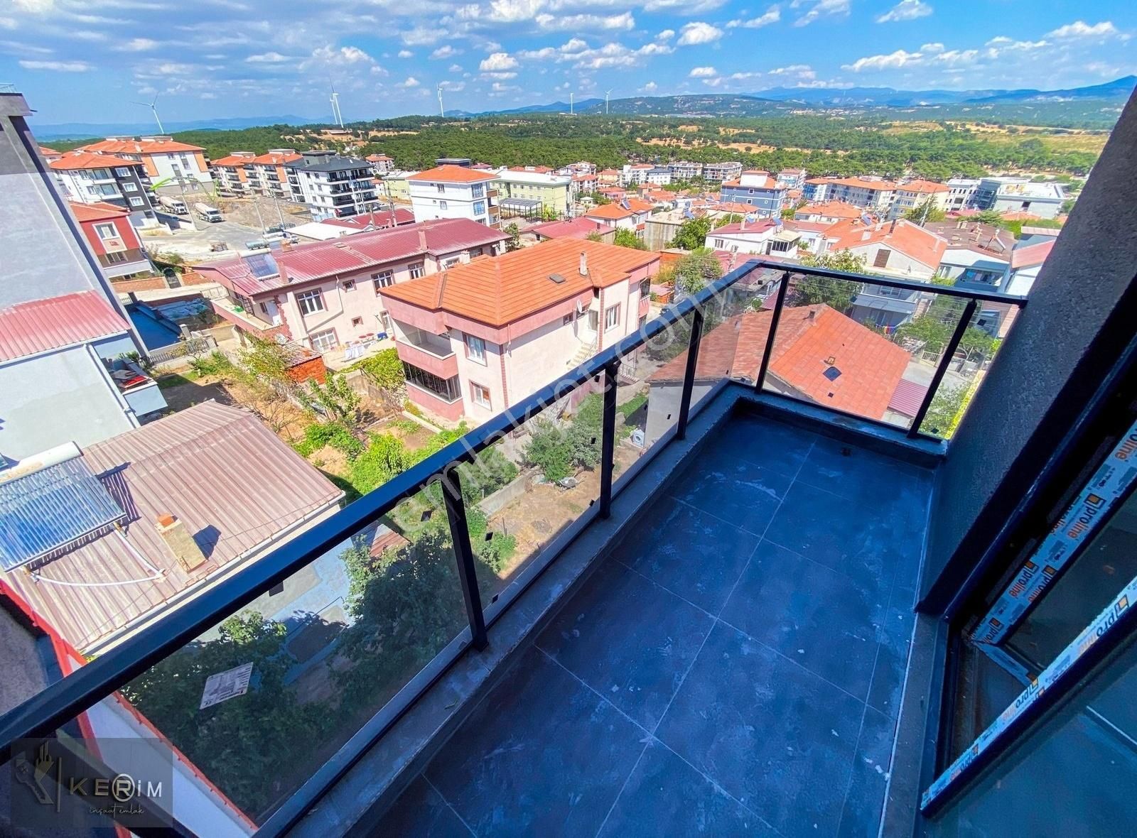 Kerim'den Ayvacık Merkez Hamdibey 1+1 Sıfır Satılık Fırsat Daire
