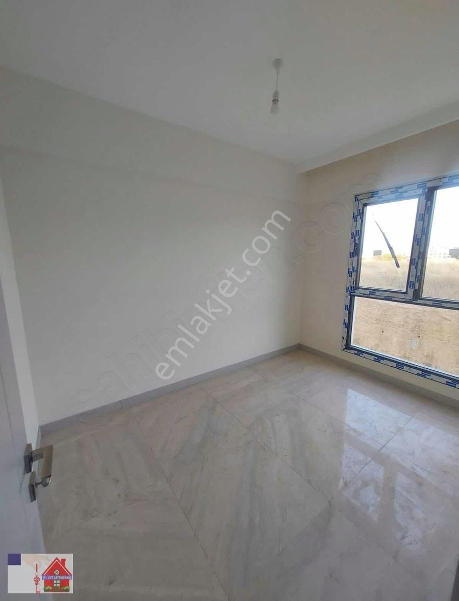 Karahasanlı Mahallesi Sıfır Apart