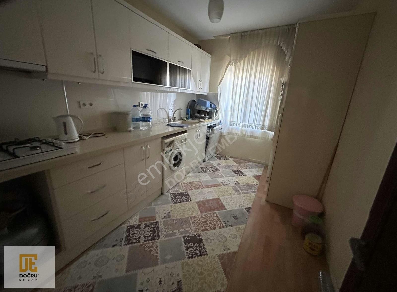 Yeşil Mahalle'de Satılık Müstakil Ev Ve Arsası Daire Getirili ! - Görsel 6