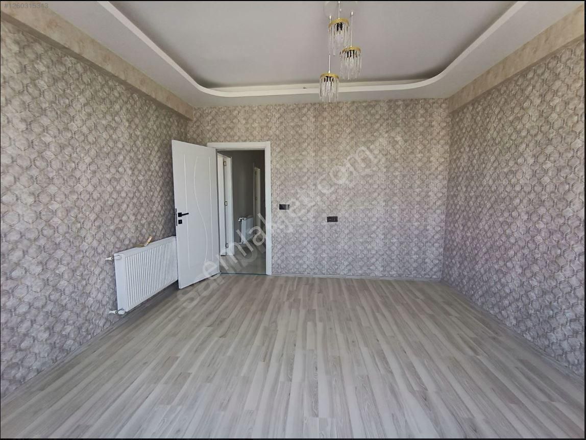 Sultan Emlaktan Satılık 2+1 Doğugent Emine Göncü Lisesi Yakınında Güzelşehir