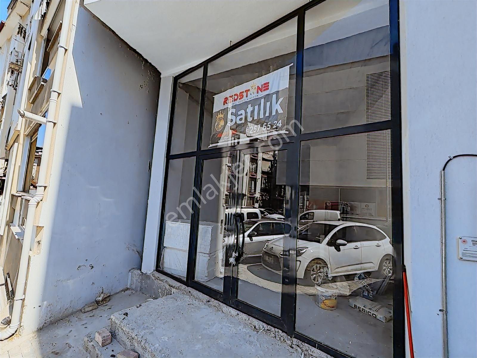 Redstone İdolden Şehrin Merkezinde Sıfır 2+1 Kupon Daire - Görsel 3