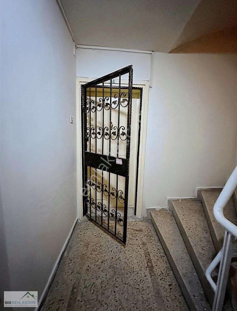 İzmir Kıbrıs Şehitleri Caddesinde Satılık 1+1 Daire - Görsel 12