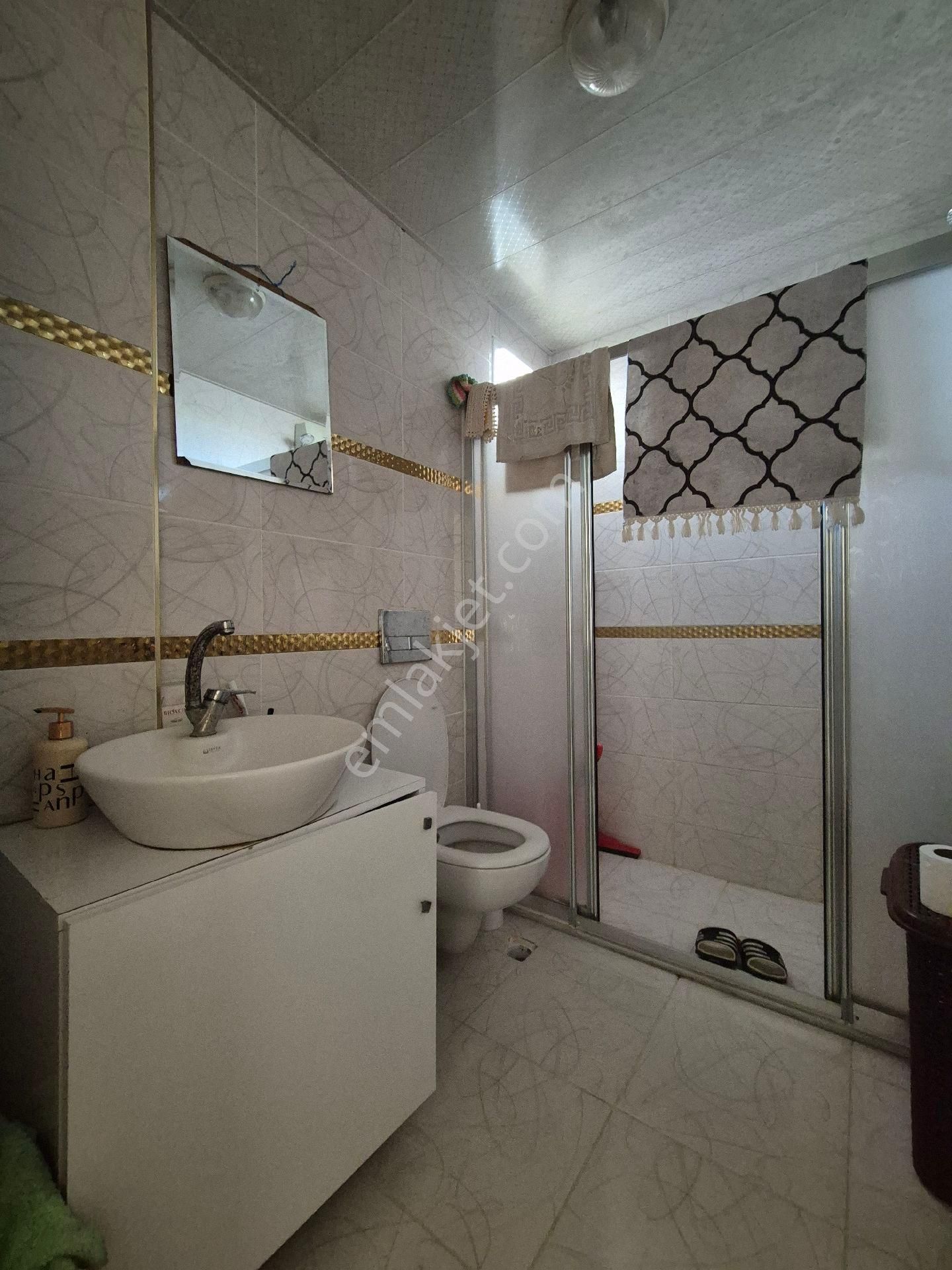 Gültepe'de 1+1 Full Eşyalı Cadde Üzeri Atü Karşısı Az Katlı Kiralık Daire - Görsel 17