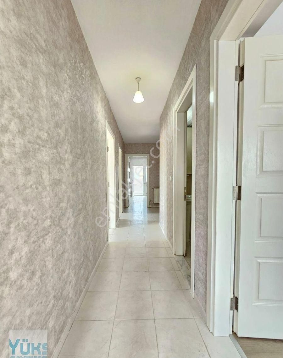 Denizli Selçukbey De 3+1 170 M2 Full Kredili Tank Meydanına Yakın Acil Satılık Fırsat Daire