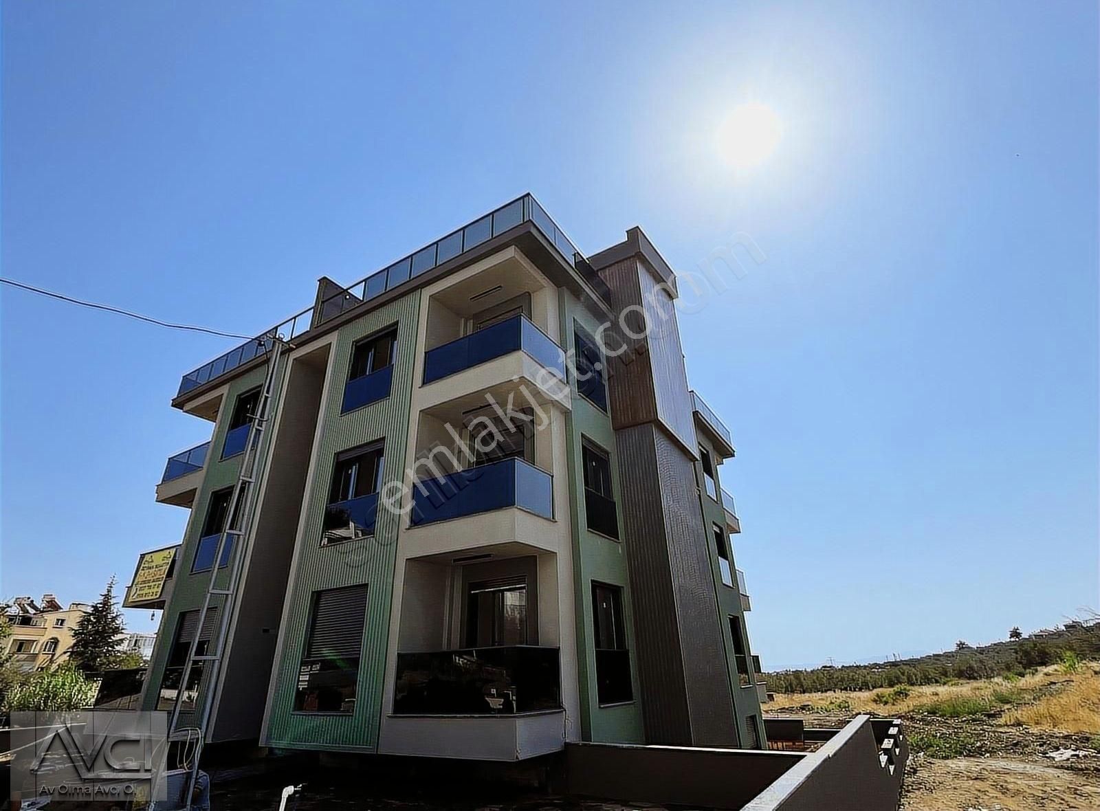 Avcı'dan Altınoluk Merkezde Deniz Manzaralı Asansörlü 1+1 Daire - Görsel 8