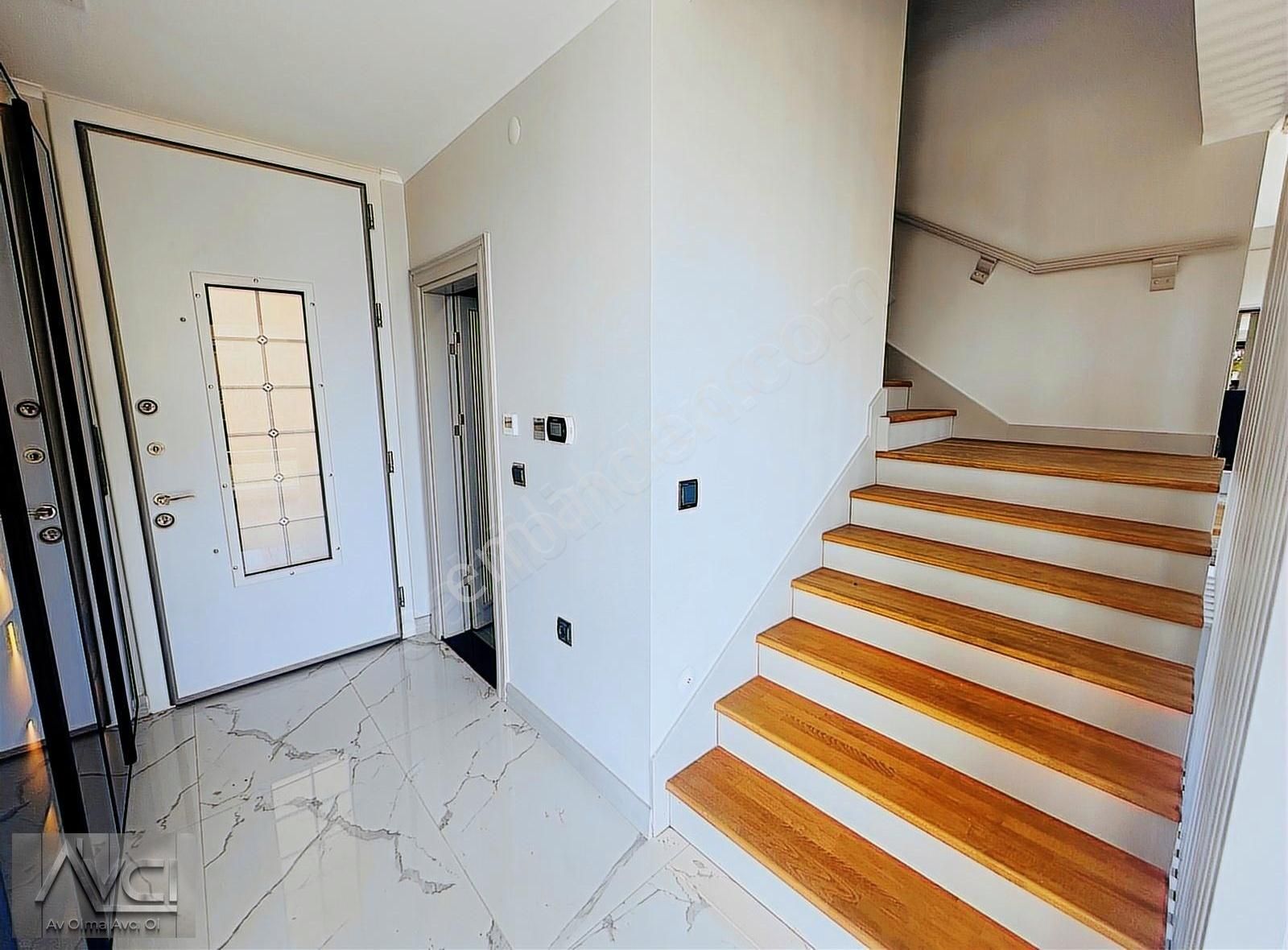 Avcı'dan Altınoluk Manzaralı Özel Mimari Müstakil 4+1 Lüks Villa - Görsel 3