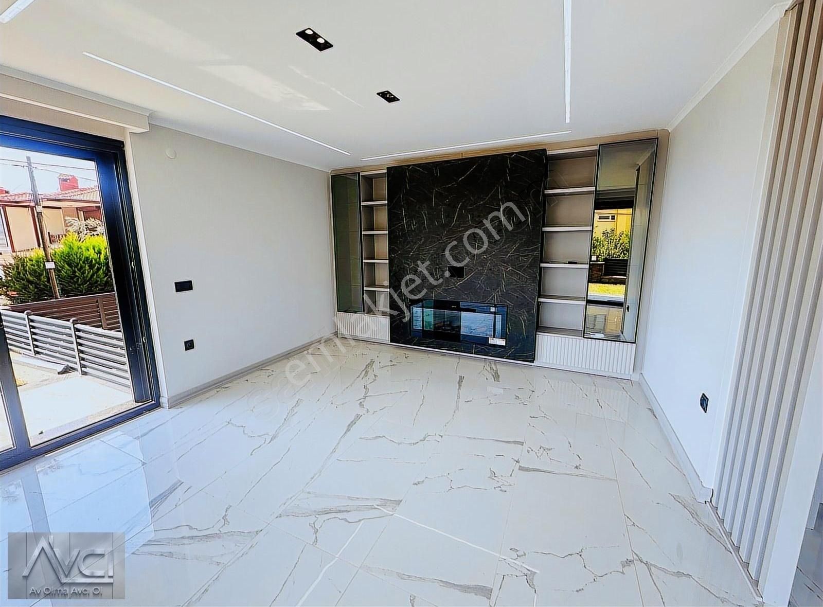 Avcı'dan Altınoluk Manzaralı Özel Mimari Müstakil 4+1 Lüks Villa - Görsel 11